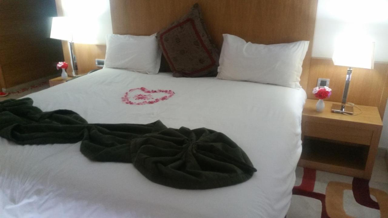 Suites Hotel Mohammed V By Accor Al Hoceima Bagian luar foto