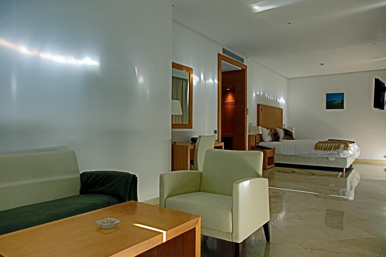 Suites Hotel Mohammed V By Accor Al Hoceima Bagian luar foto
