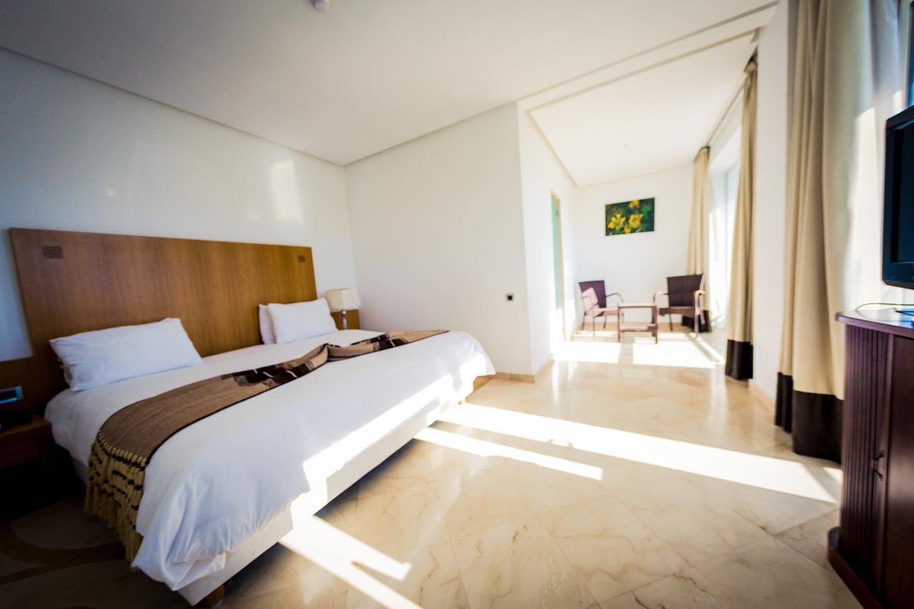 Suites Hotel Mohammed V By Accor Al Hoceima Bagian luar foto
