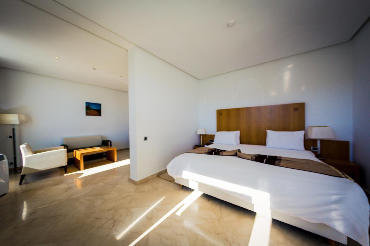 Suites Hotel Mohammed V By Accor Al Hoceima Bagian luar foto