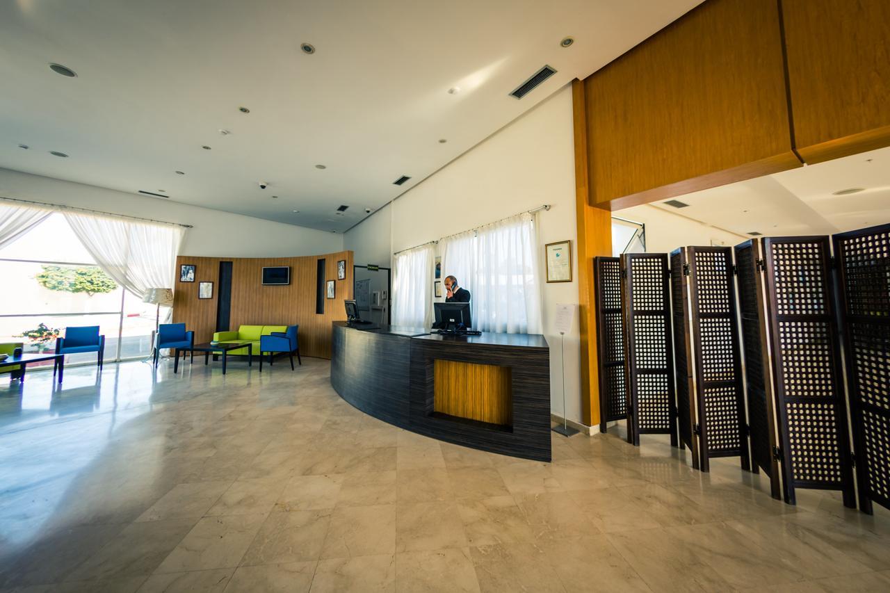 Suites Hotel Mohammed V By Accor Al Hoceima Bagian luar foto