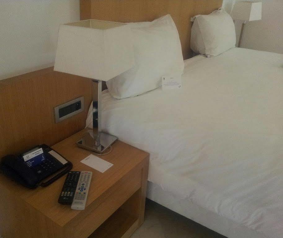 Suites Hotel Mohammed V By Accor Al Hoceima Bagian luar foto